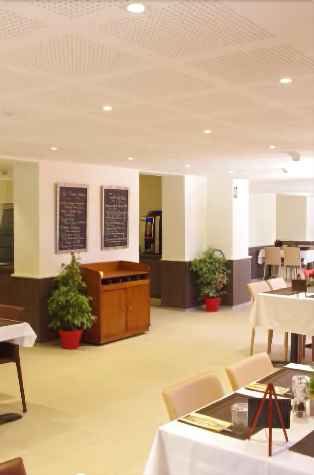 Hotel La Tour Carree - Grasse Sud Peymeinade Zewnętrze zdjęcie