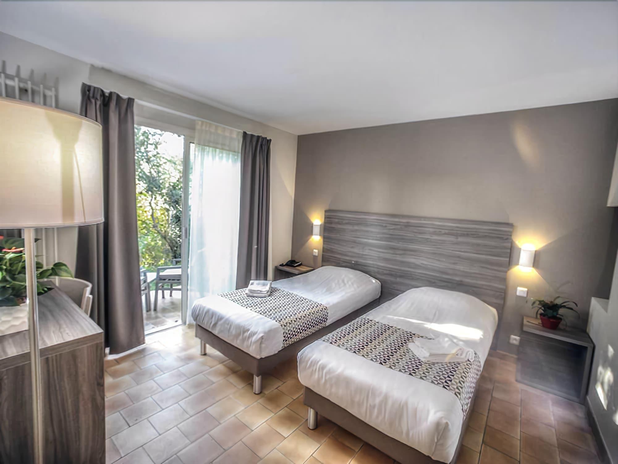 Hotel La Tour Carree - Grasse Sud Peymeinade Zewnętrze zdjęcie